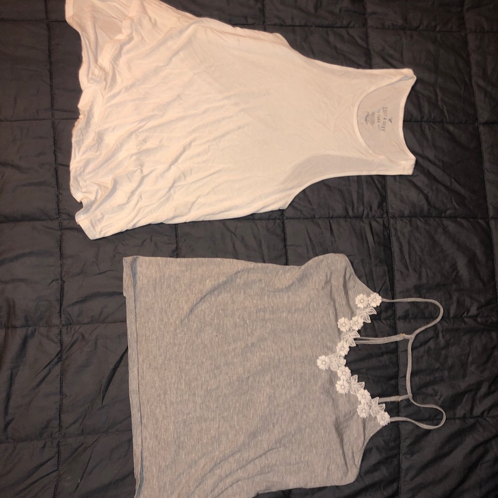 5 pack of tank tops American eagle and more!